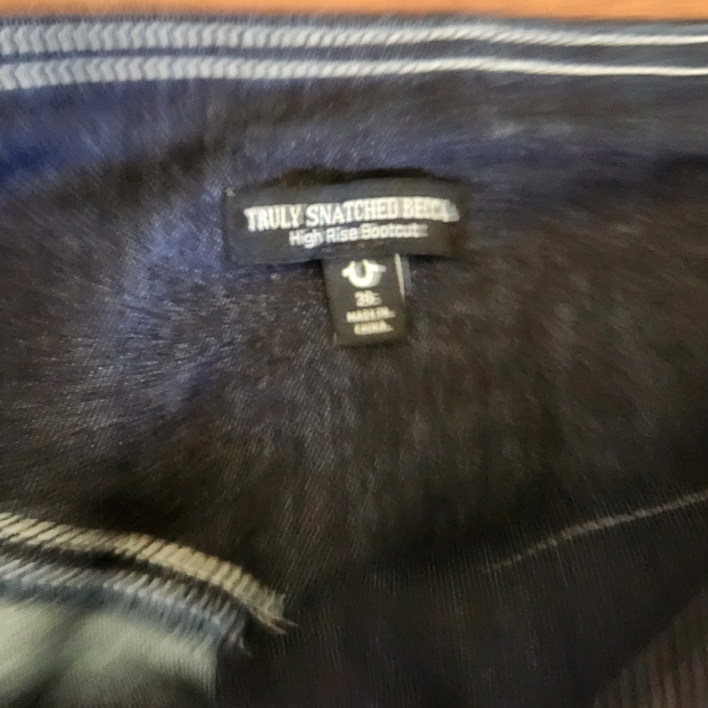 True Religion Becca JeansTrue Religion Truly Snatched Becca High Rise Bootcut - Picture 4 of 6